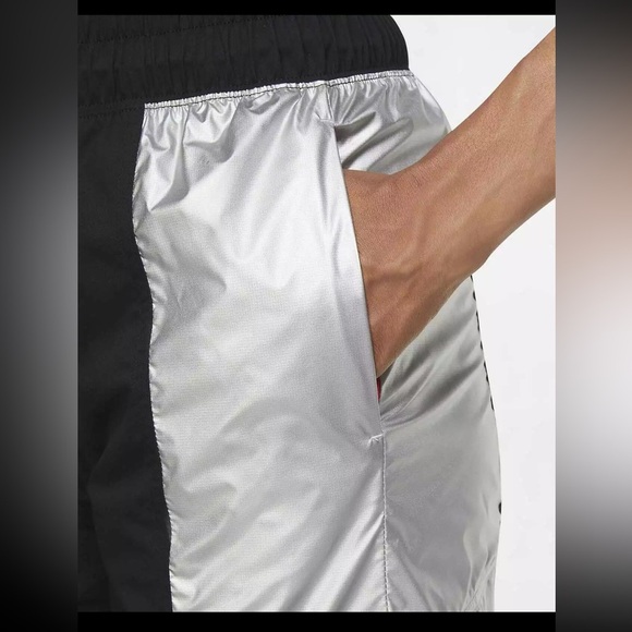 Air Jordan Winter Utility Womens Pants Size S Joggers Black Silver NWT - Picture 13 of 15